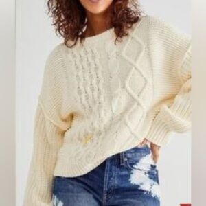 Free People Dream Cable Crew oversized Sweater in Ivory Cream size XS